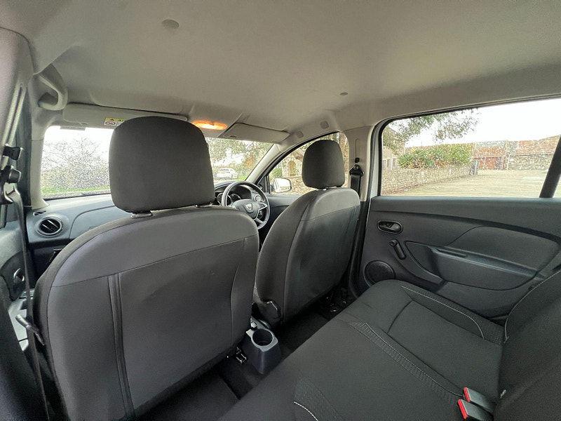 Dacia Sandero 1.0 SCe Ambiance Euro 6 5dr 5dr Manual 2025