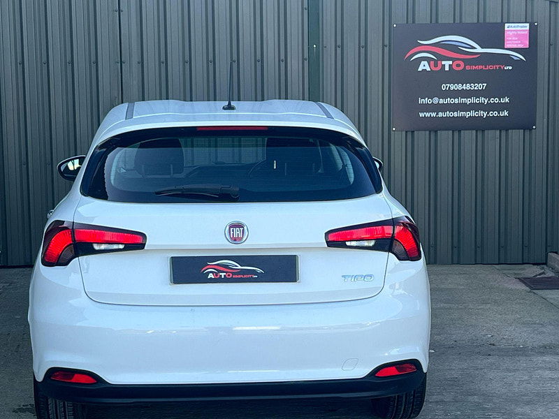 Fiat Tipo 1.4 MPI Easy Euro 6 5dr 5dr Manual 2025