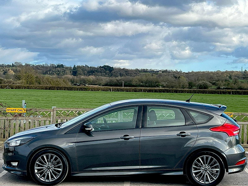 Ford Focus 1.0T EcoBoost ST-Line Euro 6 (s/s) 5dr 5dr Manual 2026