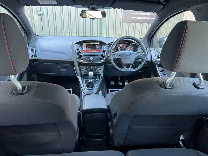 Ford Focus 1.0T EcoBoost ST-Line Euro 6 (s/s) 5dr 5dr Manual 2026