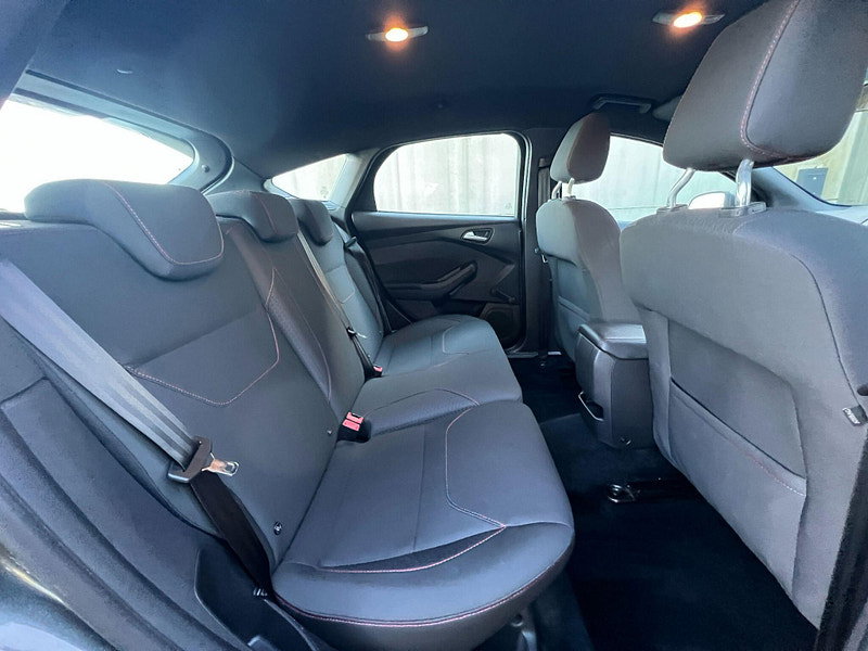 Ford Focus 1.0T EcoBoost ST-Line Euro 6 (s/s) 5dr 5dr Manual 2026