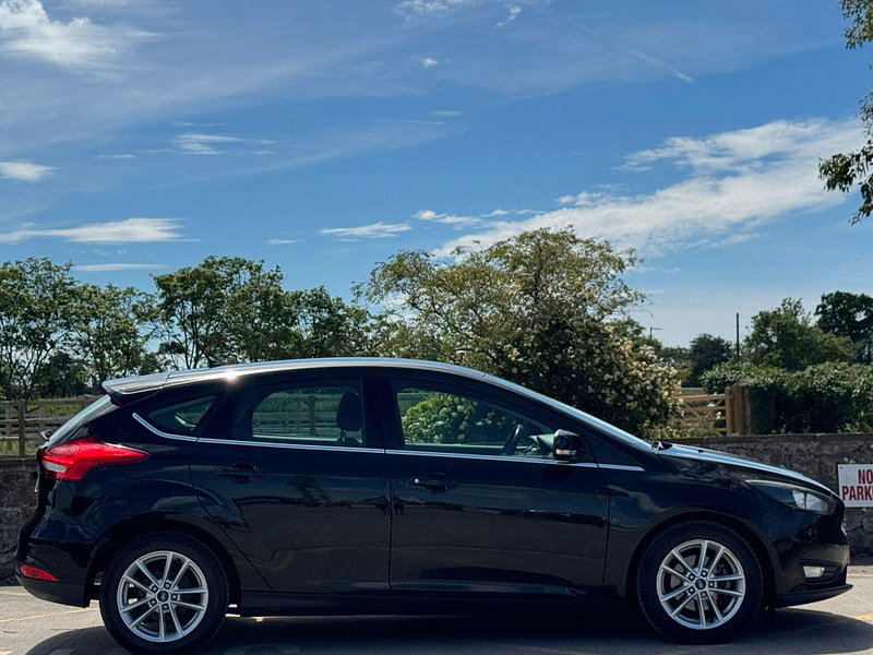 Ford Focus 1.0T EcoBoost Zetec Euro 6 (s/s) 5dr 5dr Manual 2026