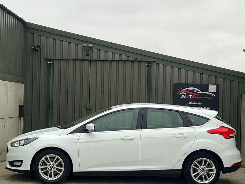 Ford Focus 1.6 TDCi Zetec Euro 5 (s/s) 5dr 5dr Manual 2025