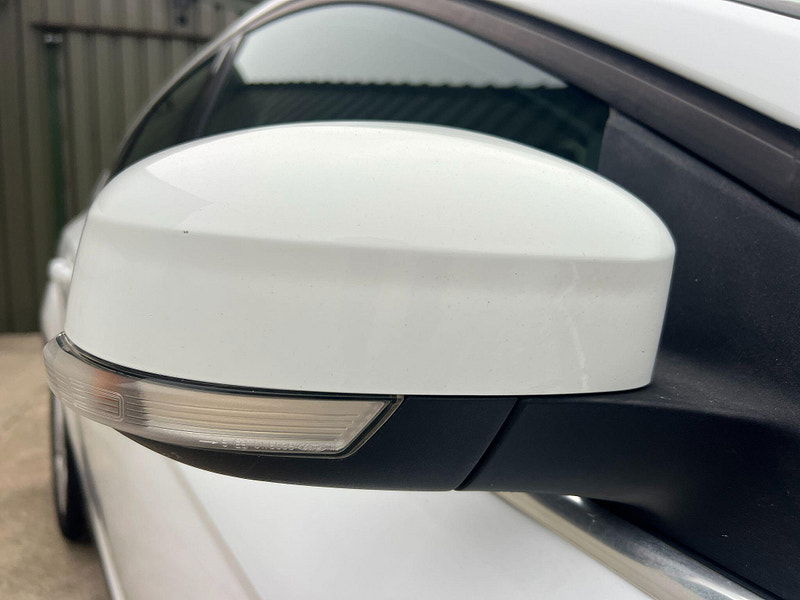 Ford Focus 1.6 TDCi Zetec Euro 5 (s/s) 5dr 5dr Manual 2025