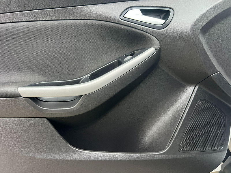 Ford Focus 1.6 TDCi Zetec Euro 5 (s/s) 5dr 5dr Manual 2025