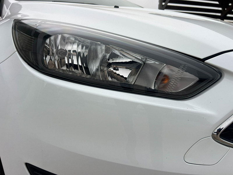 Ford Focus 1.6 TDCi Zetec Euro 5 (s/s) 5dr 5dr Manual 2025