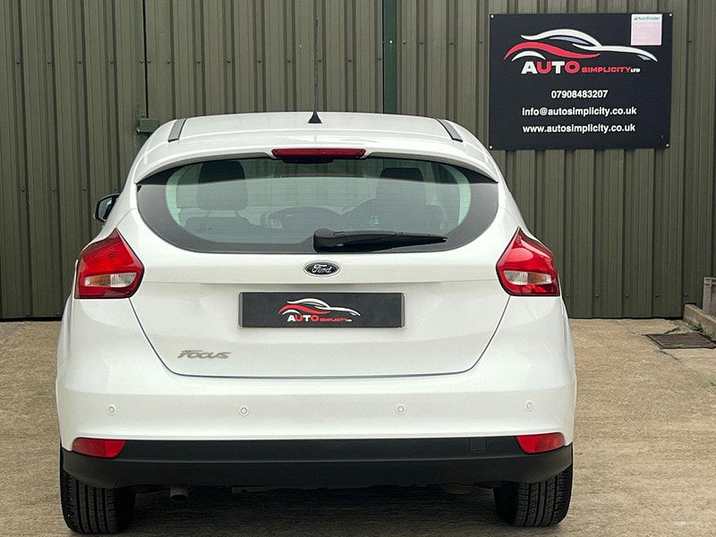Ford Focus 1.6 TDCi Zetec Euro 5 (s/s) 5dr 5dr Manual 2025