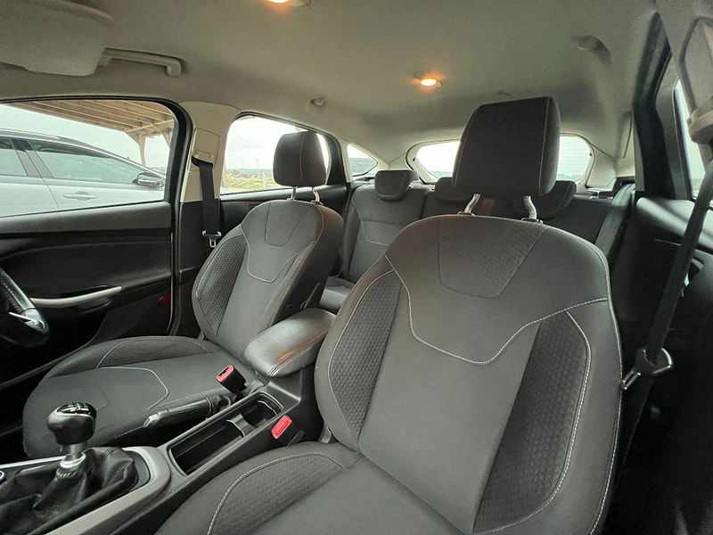 Ford Focus 1.6 TDCi Zetec Euro 5 (s/s) 5dr 5dr Manual 2025