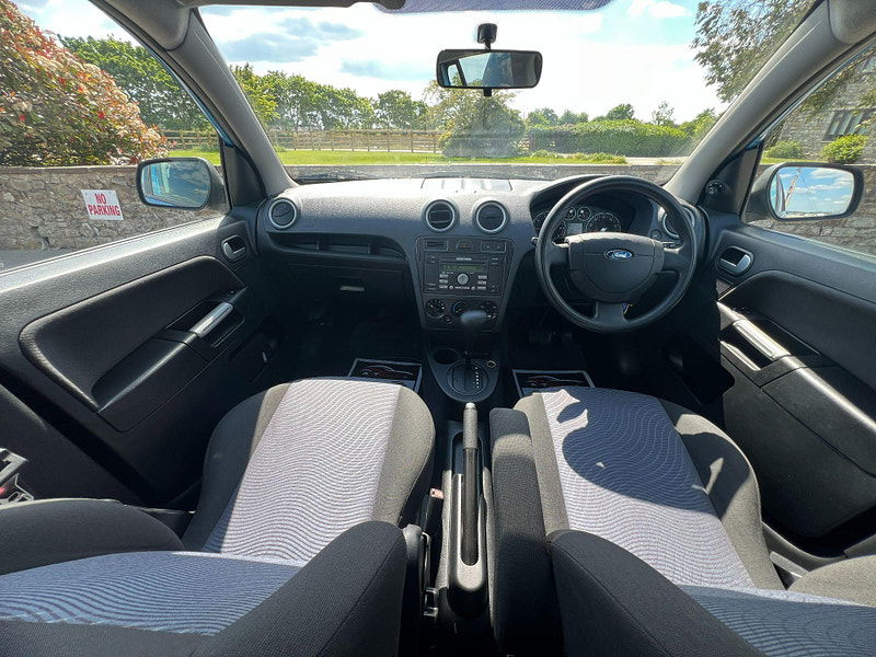 Ford Fusion 1.6 Zetec 5dr 5dr Automatic 2025