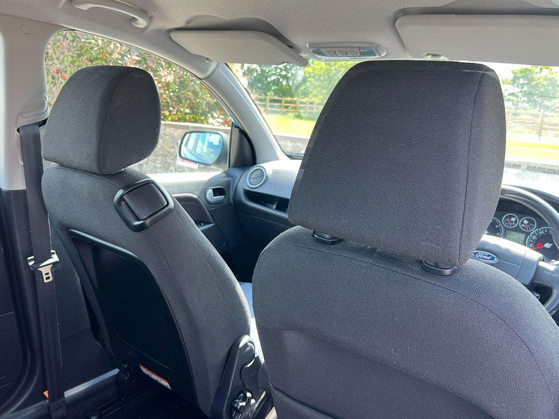 Ford Fusion 1.6 Zetec 5dr 5dr Automatic 2025