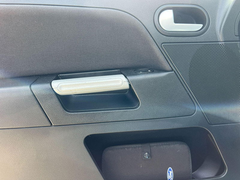 Ford Fusion 1.6 Zetec 5dr 5dr Automatic 2025