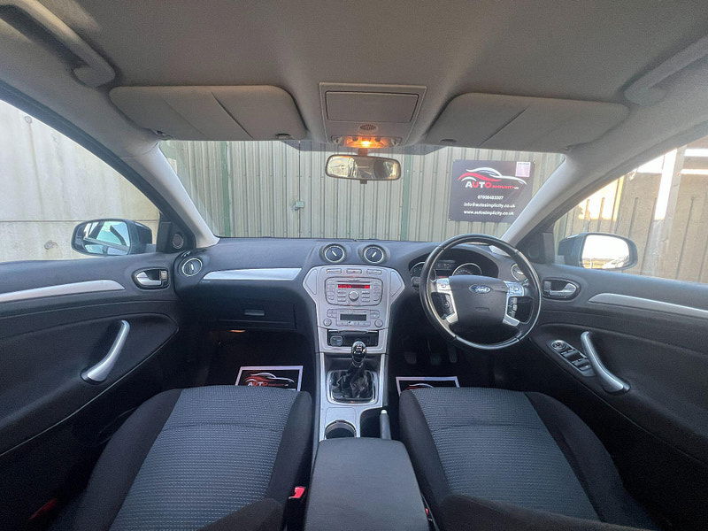 Ford Mondeo 2.0 Zetec 5dr 5dr Manual 2026