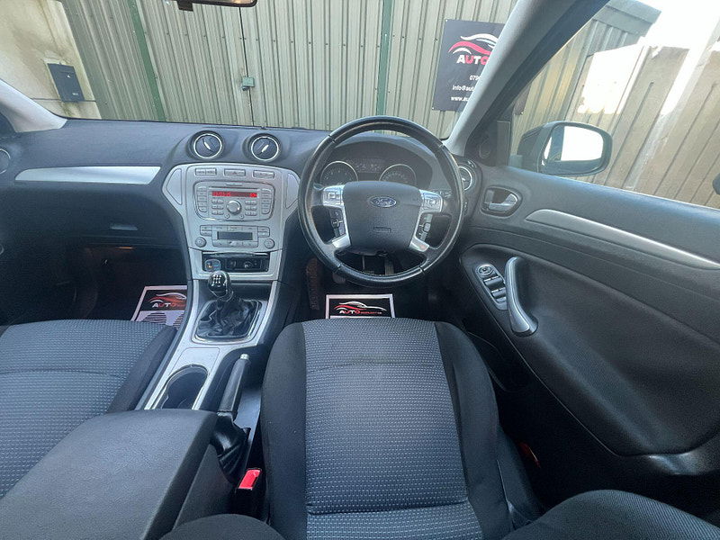 Ford Mondeo 2.0 Zetec 5dr 5dr Manual 2026