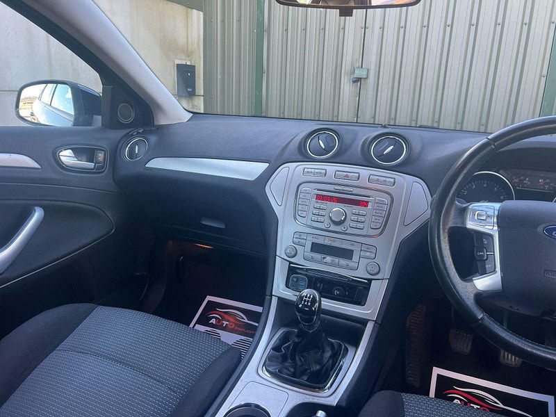 Ford Mondeo 2.0 Zetec 5dr 5dr Manual 2026