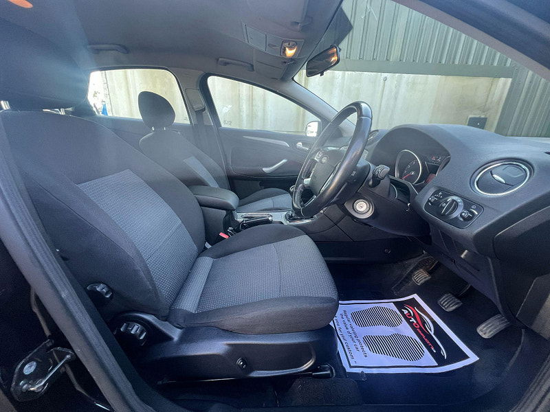 Ford Mondeo 2.0 Zetec 5dr 5dr Manual 2026