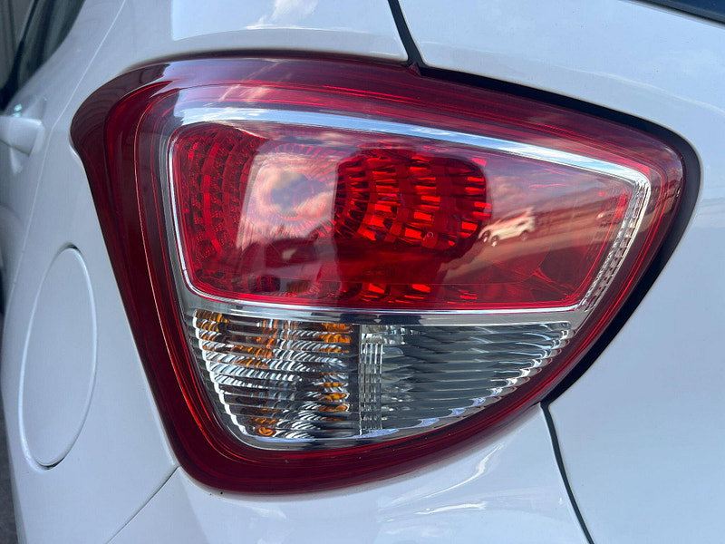 Hyundai I10 1.0 Premium Euro 5 5dr 5dr Manual 2026