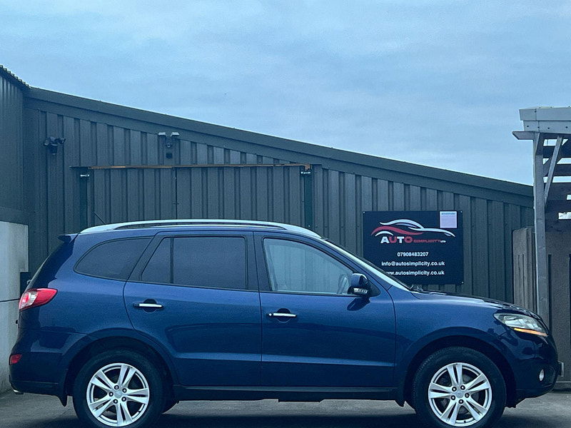 Hyundai Santa Fe 2.2 CRDi Premium Auto 4WD Euro 5 5dr (5 seat) 5dr Automatic 2025
