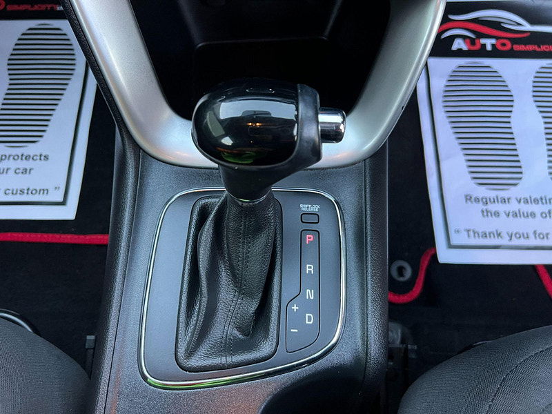 Kia Ceed 1.6 CRDi 2 DCT Euro 6 (s/s) 5dr 5dr Automatic 2025