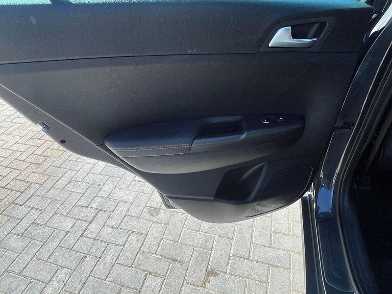 Kia Sportage 1.6 CRDi MHEV 2 Euro 6 (s/s) 5dr 5dr Manual 2025