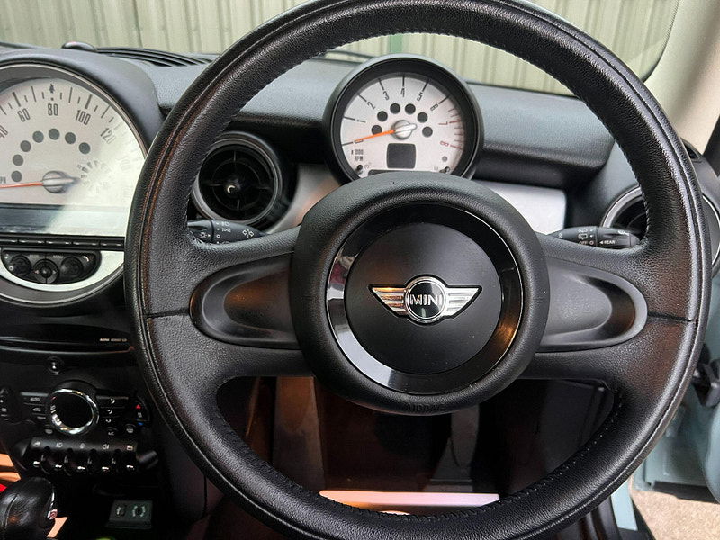 MINI Clubman 1.6 Cooper Auto Euro 6 5dr 5dr Automatic 2025