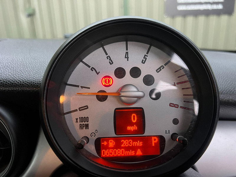 MINI Clubman 1.6 Cooper Auto Euro 6 5dr 5dr Automatic 2025