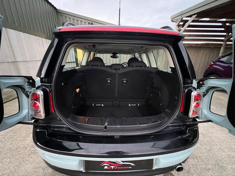 MINI Clubman 1.6 Cooper Auto Euro 6 5dr 5dr Automatic 2025