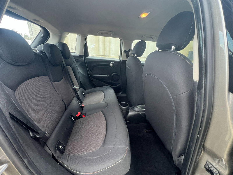 MINI Hatch 1.5 Cooper D Euro 6 (s/s) 5dr 5dr Manual 2026