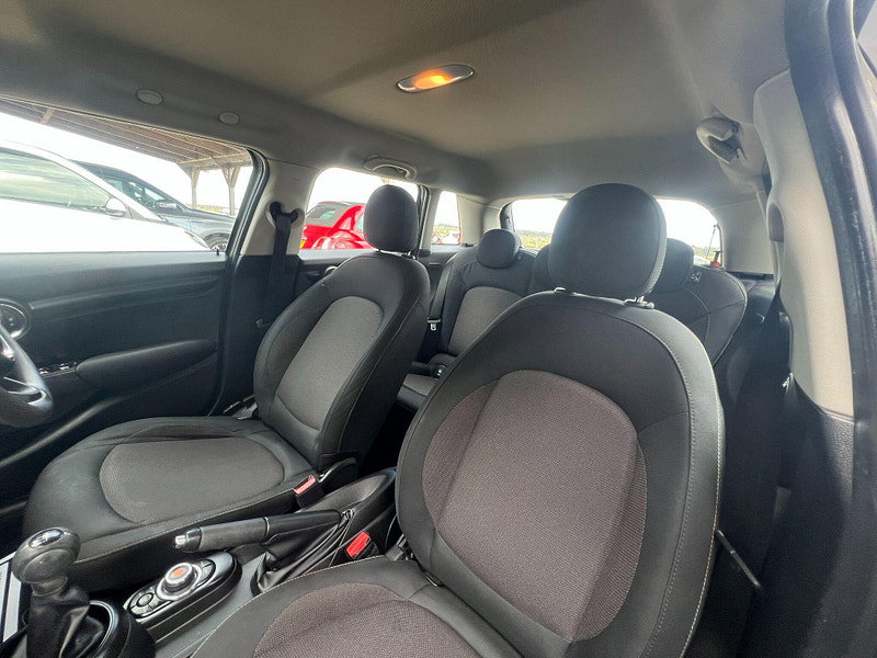 MINI Hatch 1.5 Cooper D Euro 6 (s/s) 5dr 5dr Manual 2026