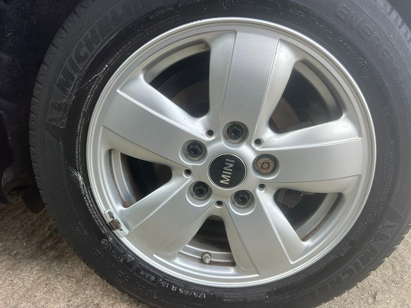 MINI Hatch 1.5 Cooper D Euro 6 (s/s) 5dr 5dr Manual 2026