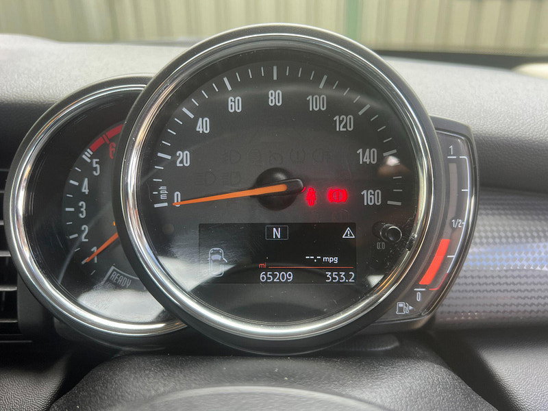 MINI Hatch 1.5 Cooper D Euro 6 (s/s) 5dr 5dr Manual 2026