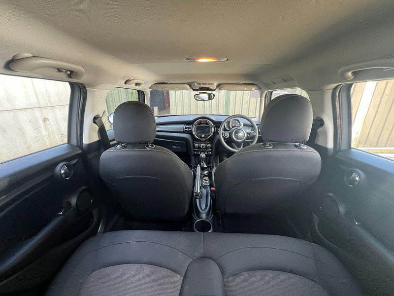 MINI Hatch 1.5 Cooper D Euro 6 (s/s) 5dr 5dr Manual 2026