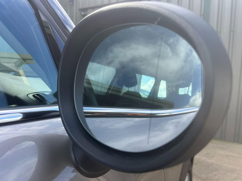 MINI Hatch 1.5 Cooper D Euro 6 (s/s) 5dr 5dr Manual 2026