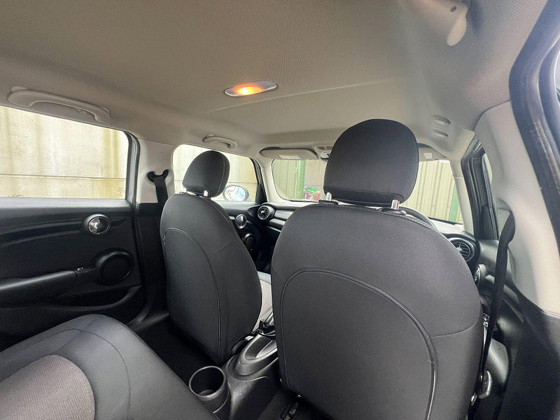 MINI Hatch 1.5 Cooper D Euro 6 (s/s) 5dr 5dr Manual 2026