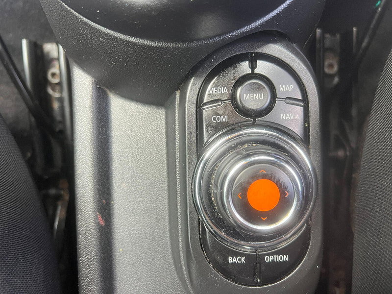 MINI Hatch 1.5 Cooper D Euro 6 (s/s) 5dr 5dr Manual 2026