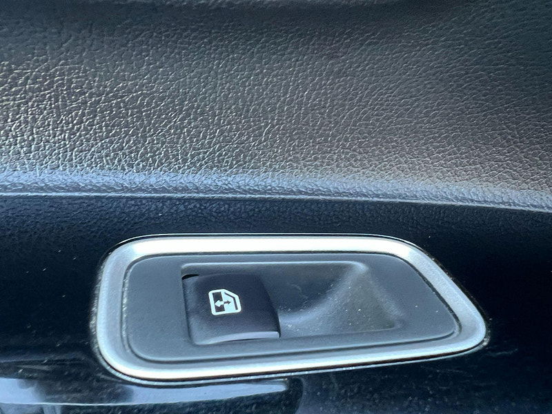 Mitsubishi Outlander 2.0h 12kWh GX4h CVT 4WD Euro 6 (s/s) 5dr 5dr Automatic 2025