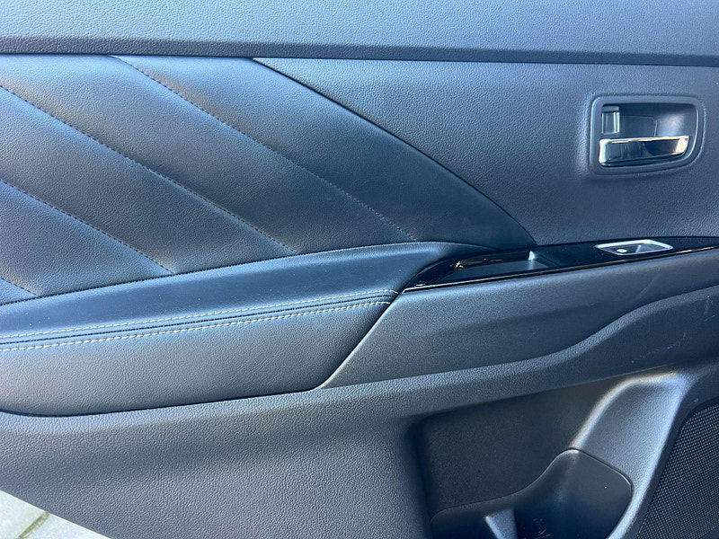 Mitsubishi Outlander 2.0h 12kWh GX4h CVT 4WD Euro 6 (s/s) 5dr 5dr Automatic 2025