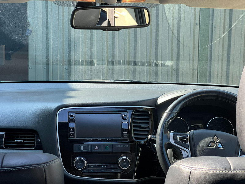 Mitsubishi Outlander 2.0h 12kWh GX4h CVT 4WD Euro 6 (s/s) 5dr 5dr Automatic 2025