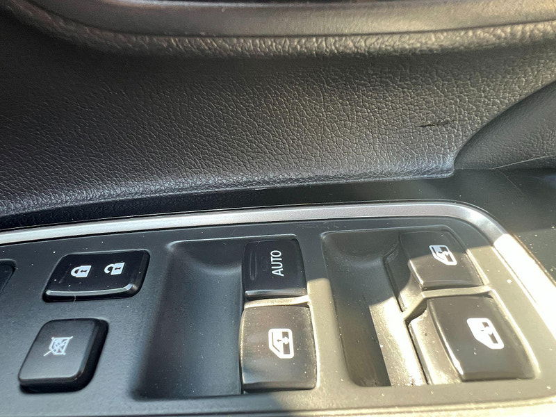 Mitsubishi Outlander 2.0h 12kWh GX4h CVT 4WD Euro 6 (s/s) 5dr 5dr Automatic 2025