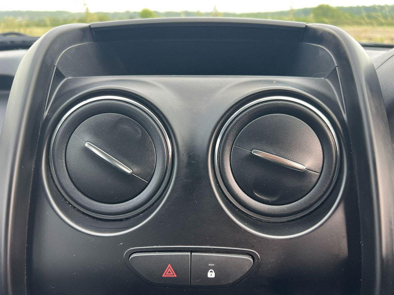 Mitsubishi Outlander 2.0h 12kWh GX4h CVT 4WD Euro 6 (s/s) 5dr 5dr Automatic 2025