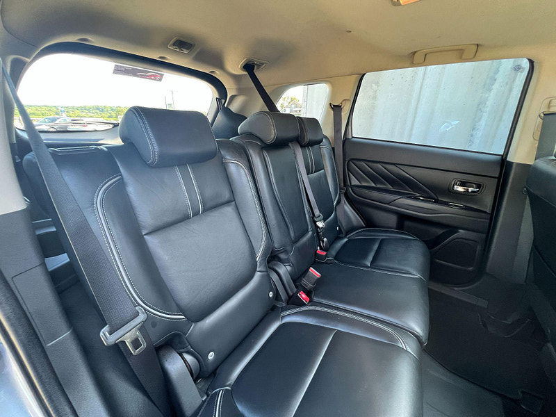 Mitsubishi Outlander 2.0h 12kWh GX4h CVT 4WD Euro 6 (s/s) 5dr 5dr Automatic 2025