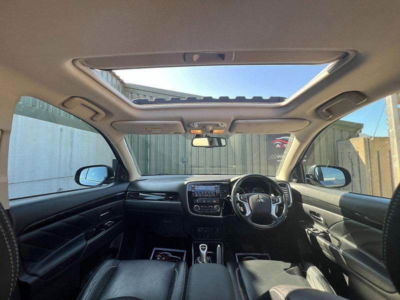 Mitsubishi Outlander 2.0h 12kWh GX4h CVT 4WD Euro 6 (s/s) 5dr 5dr Automatic 2025