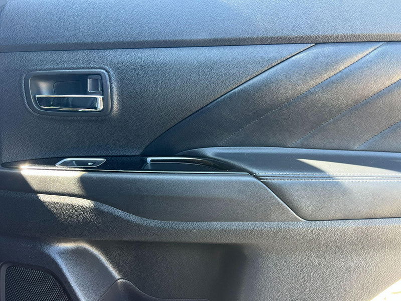 Mitsubishi Outlander 2.0h 12kWh GX4h CVT 4WD Euro 6 (s/s) 5dr 5dr Automatic 2025