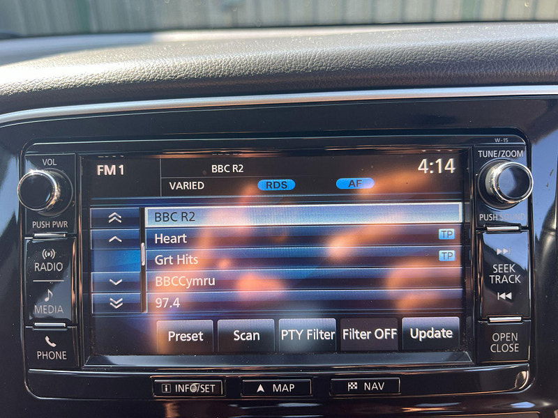 Mitsubishi Outlander 2.0h 12kWh GX4h CVT 4WD Euro 6 (s/s) 5dr 5dr Automatic 2025