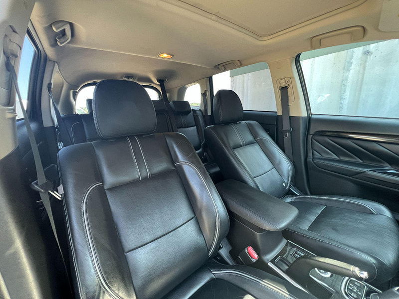 Mitsubishi Outlander 2.0h 12kWh GX4h CVT 4WD Euro 6 (s/s) 5dr 5dr Automatic 2025