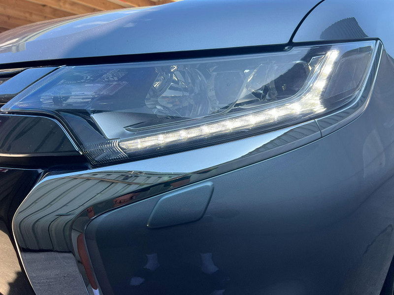 Mitsubishi Outlander 2.0h 12kWh GX4h CVT 4WD Euro 6 (s/s) 5dr 5dr Automatic 2025