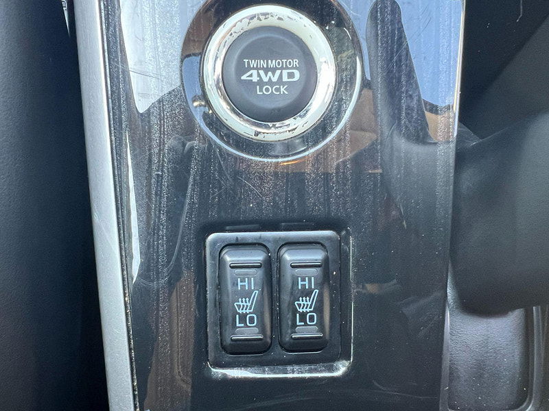 Mitsubishi Outlander 2.0h 12kWh GX4h CVT 4WD Euro 6 (s/s) 5dr 5dr Automatic 2025