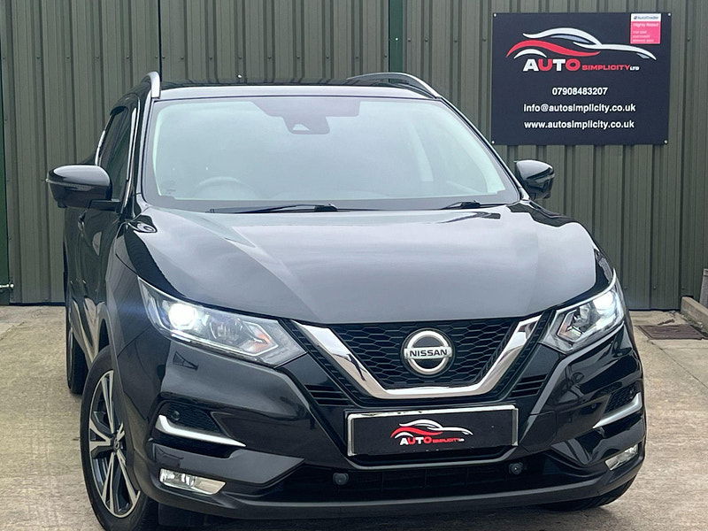 Nissan Qashqai 1.2 DIG-T N-Connecta Euro 6 (s/s) 5dr 5dr Manual 2025