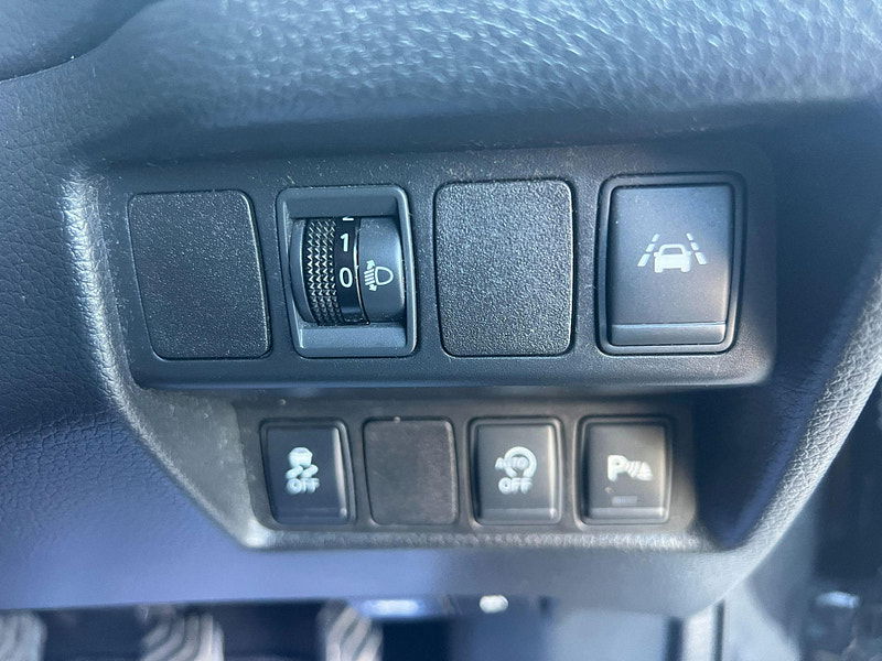 Nissan Qashqai 1.5 dCi N-Connecta 2WD Euro 6 (s/s) 5dr 5dr Manual 2025
