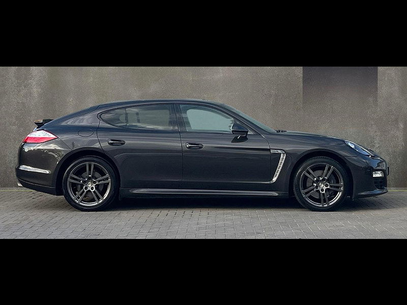Porsche Panamera 3.0D V6 Platinum Edition TiptronicS Euro 5 (s/s) 5dr 5dr Automatic 2025