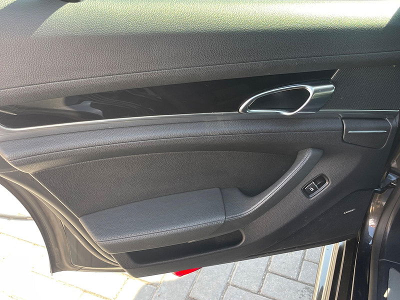 Porsche Panamera 3.0D V6 Platinum Edition TiptronicS Euro 5 (s/s) 5dr 5dr Automatic 2025